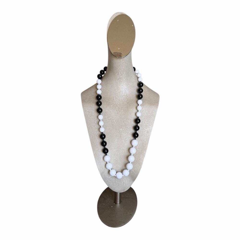Vintage Monet Black & White Graduated Bead Necklace Signed Monet 1970s–1980s